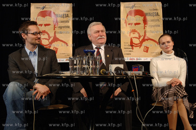 Premiera spektaklu w Teatrze Wybrzeze "Walesa. Historia...