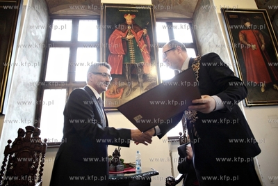 Ratusz Glowny Starego Miasta. Nagrody Naukowe Miasta...