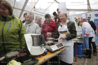 Wielki Show Kulinarny na Dlugim Targu w Gdansku. Wlodarze...