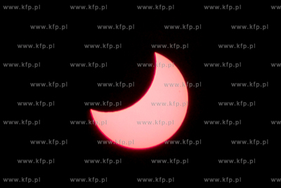 Częściowe zaćmienie słońca.
25.10.2022
fot....