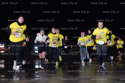 Skywayrun Airport Gdańsk 5-kilometrowy bieg po płycie...