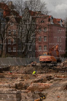 Inwestycja na działce między kamienicami przy ul....