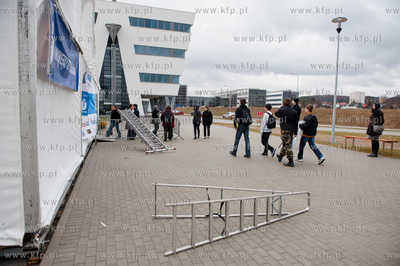 Uniwersytet Gdanski. Targi Akademia 2012 z powodu bardzo...