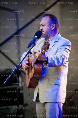 Gdansk. Targ Rybny. Szantowy koncert konkursowy pt...