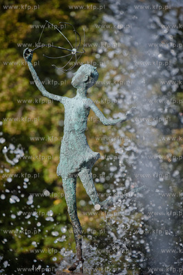 Gdansk. Wrzeszcz. Fontanna przy Placu Generala Jozefa...