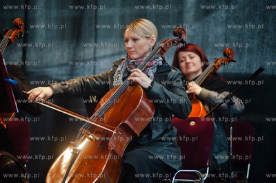 Plac Przyjaciol Sopotu. Sopot Ulica Artystow. Koncert...