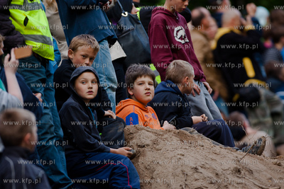 Wyburzanie Mostku Weisera na gdanskiej Strzyzy. 05.06.2013...