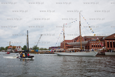 Gdansk. Rybackie Pobrzeze. XI Otwarcie Sezonu Zeglarskiego....