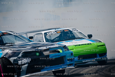 Gdansk. Plac przed PGE Arena. Zawody Drift Masters...