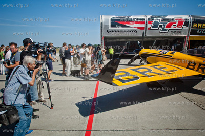 Gdynia. Lotnisko Kosakowo. Konferencja prasowa poprzedzajaca...