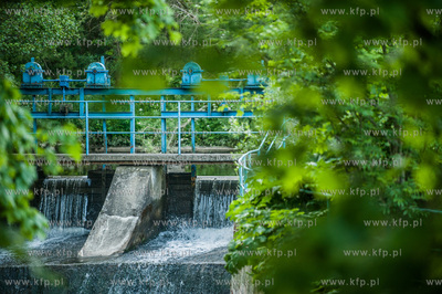 Zukowo. Sluza na rzece Raduni. 26.05.2014 fot. Mateusz...
