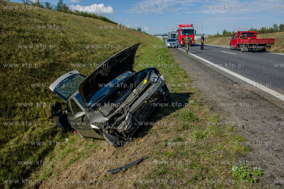 Droga krajowa nr 22 przed Czluchowem. Wypadek auta...