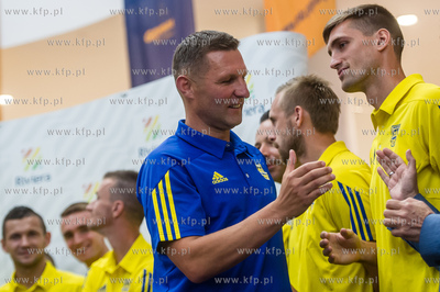 Gdynia. Centrum Riviera. Prezentacja zespołu Arki...