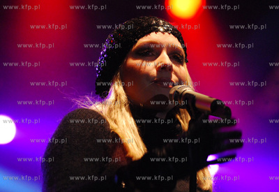 Final XVII WOSP rozpoczal sie w Szczecinie. Nz. Kasia...