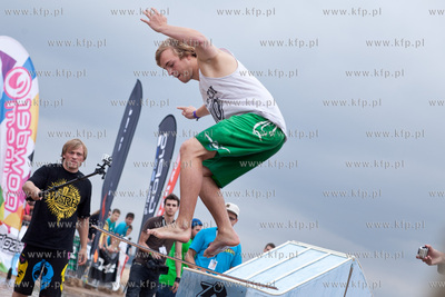 Gdansk Jelitkowo Nz zawody II edycji Polish Skimboarding...