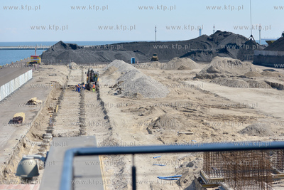 Przy Nabrzezu Francuskim w gdynskim porcie w miejscu...