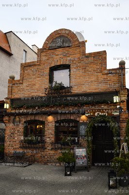 Półwysep helski. Hel. Nz. Restauracja Checz przy...