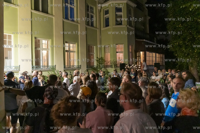 SPLOT Gallery, North Goes South - Waste We Didn’t...