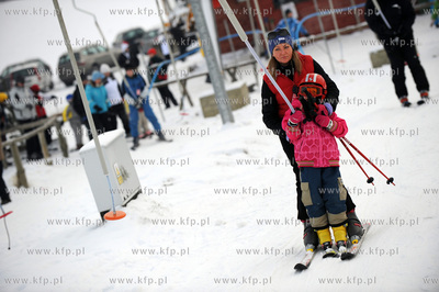 Stok narciarski z wyciagiem w Trzepowie na Kaszubach.
3.01.2010
fot....