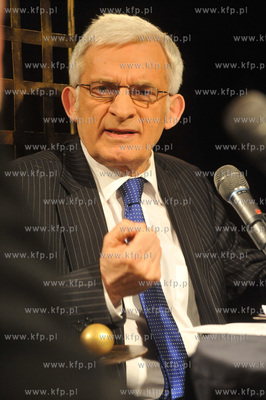 Gdansk. Filharmonia Baltycka. Areopag Gdanski. Debata...