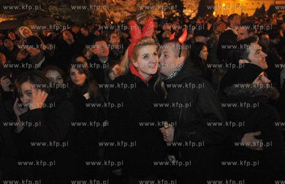 Zabawa sylwestrowa na Targu Weglowym w Gdansku. Na...