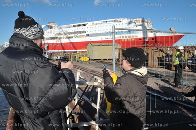 Stocznia Gdansk. Pochylnia B1. Wodowanie promu pasazersko-samochodowego...