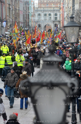 Orszak Trzech Kroli przeszedl ulicami Gdanska. 06.01.2015...