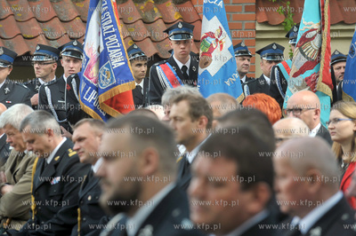 Otwarcie nowej remizy, strażnicy Ochotniczej Straży...