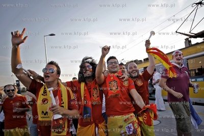 Gdansk Arena. Kibice wchodza na mecz Mistrzostw Europy...