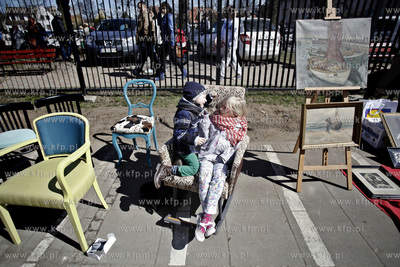 Sopocki Rynek Artystyczny i Ludowy Sopotello. Nz stoisko...