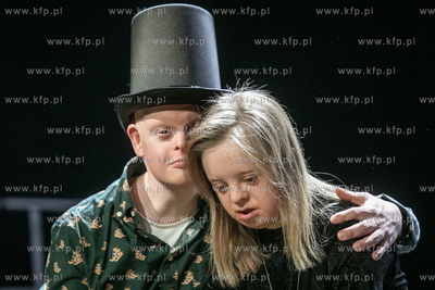 Festiwal Świat Mało Znany. Przegląd Teatralny w...