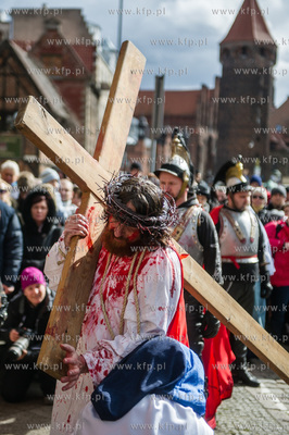 Wielki Piatek. Misterium Meki Panskiej na ulicach Gdanska.
03.04.2015
fot....