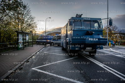 Gdynia. Derbowy mecz Lotto Ekstraklasy, Arka Gdynia...