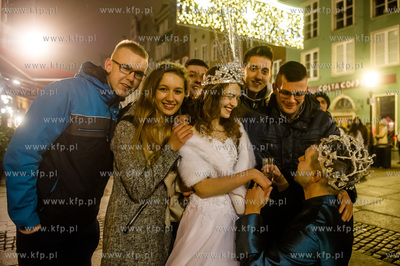 Gdańsk. Zabawa sylwestrowa na Targu Węglowym.  31.12.2016...