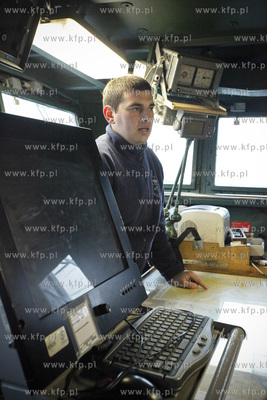 Gdynia Port Wojenny. FNS Commandant Blaison to fregata...