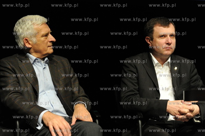 Teatr Wybrzeze-Scena Kameralna w Sopocie. Konwencja...