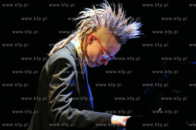 Gdansk. Klub Zak. Wojtek Mazolewski Quintet - premiera...