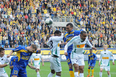 Mecz na zakonczenie kolejki Ekstraklasy derby Arka...