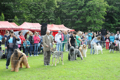 W Zespole Dworsko - Parkowym  w Gdyni Kolibkach odbyla...