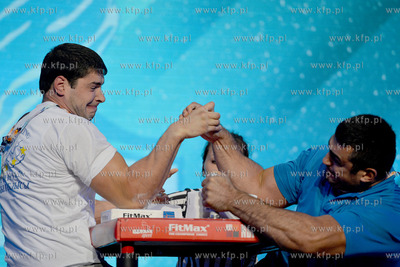 W ostatnim dniu odbywajacych sie w Hali Sportowo -...