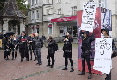 Sopot. Plac Przyjaciol Sopotu, Molo, Plac Konstytucji....