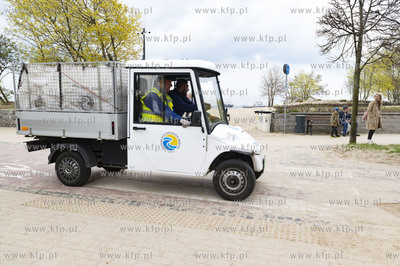 Sopocka Majówka. Plaża. 03.05.2022 / Fot. Anna Bobrowska...