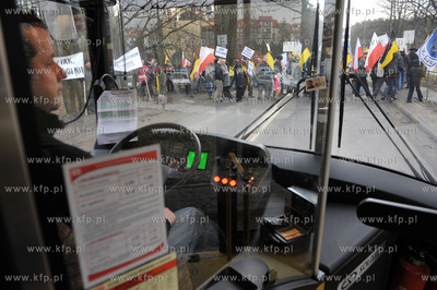 Gdansk. Protest przeciwko zamknieciu ul. Slowackiego...