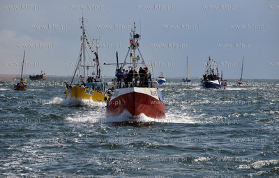 Morska Pielgrzymka Rybakow na odpust Sw. Apostolow...