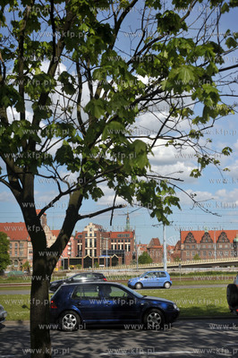 Gdansk. Ul. 3 maja, w glebi panorama Gdanska i  ul....