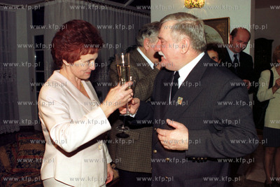30 rocznica slubu Lecha i Danuty Walesow. Skromne przyjecie...