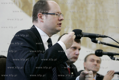 Gdansk. Liceum ogolnoksztalcace nr III. Debata Metropolitarna...