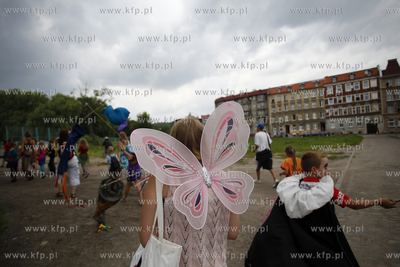 Gdansk. Festiwal Szekspirowski. Dziecieca parada festiwalowa...