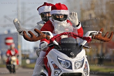 Gdansk. XIII edycja parady Mikolaje na Motocyklach....