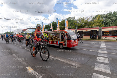 Wielki Przejazd Rowerowy na ulicach Gdańska. 09.06.2024...